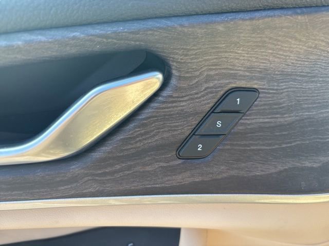 Used 2022 Jeep Grand Cherokee Limited w/ Luxury Tech Group II image 30