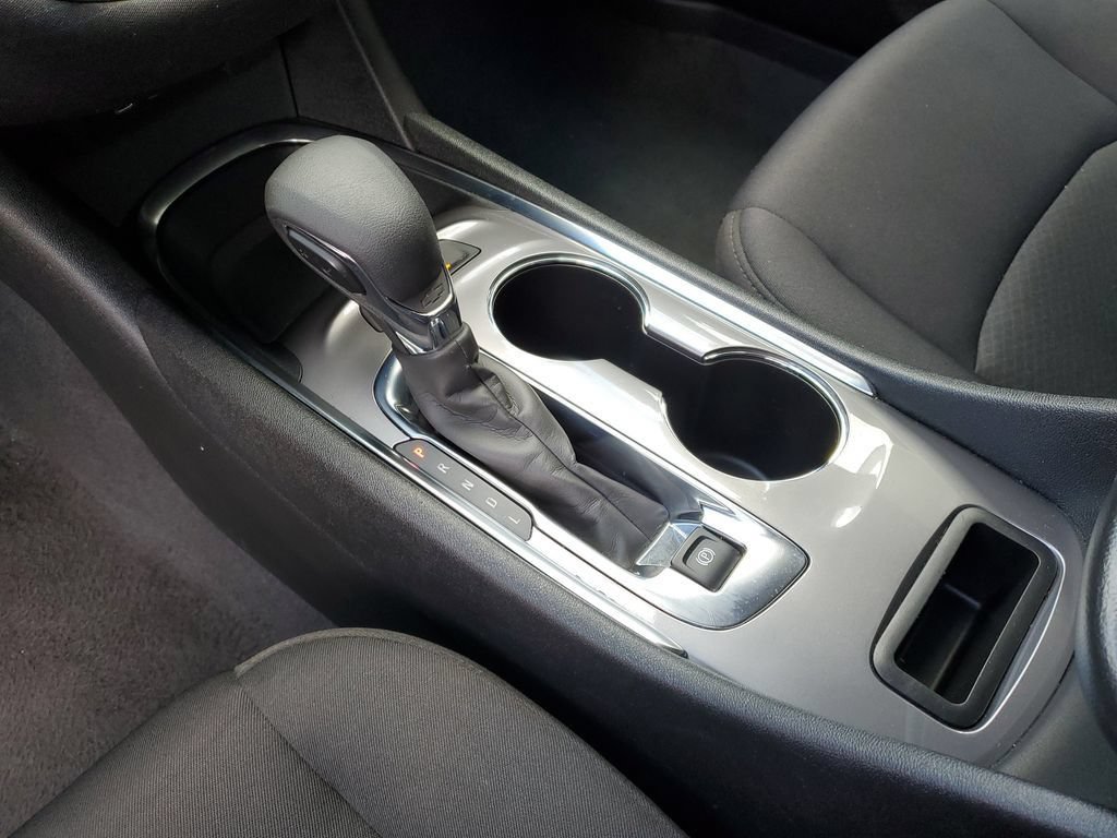 Used 2024 Chevrolet Malibu LT FWD image 30