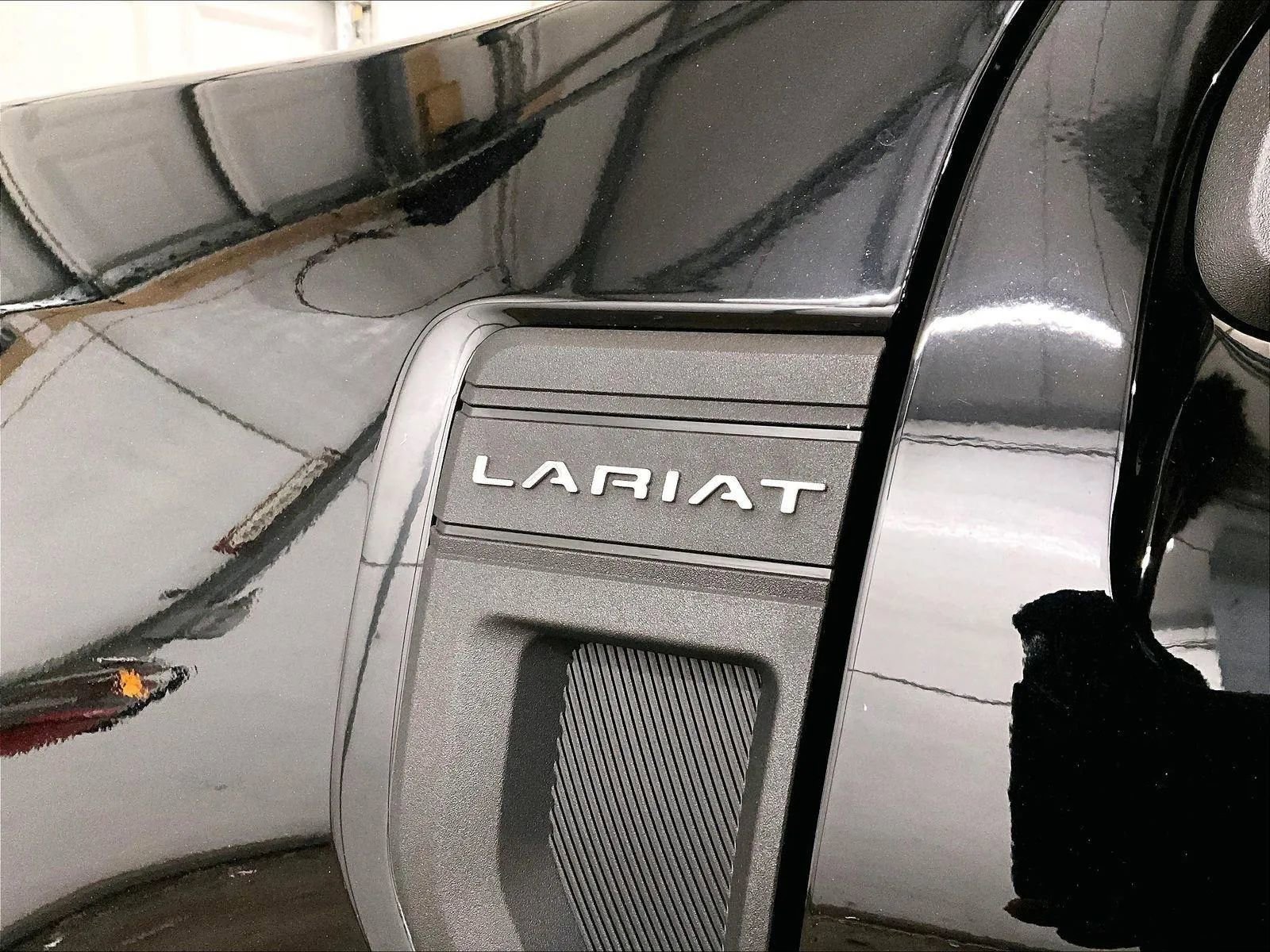 Used 2022 Ford Maverick Lariat w/ Lariat Luxury Package AWD/4WD image 13