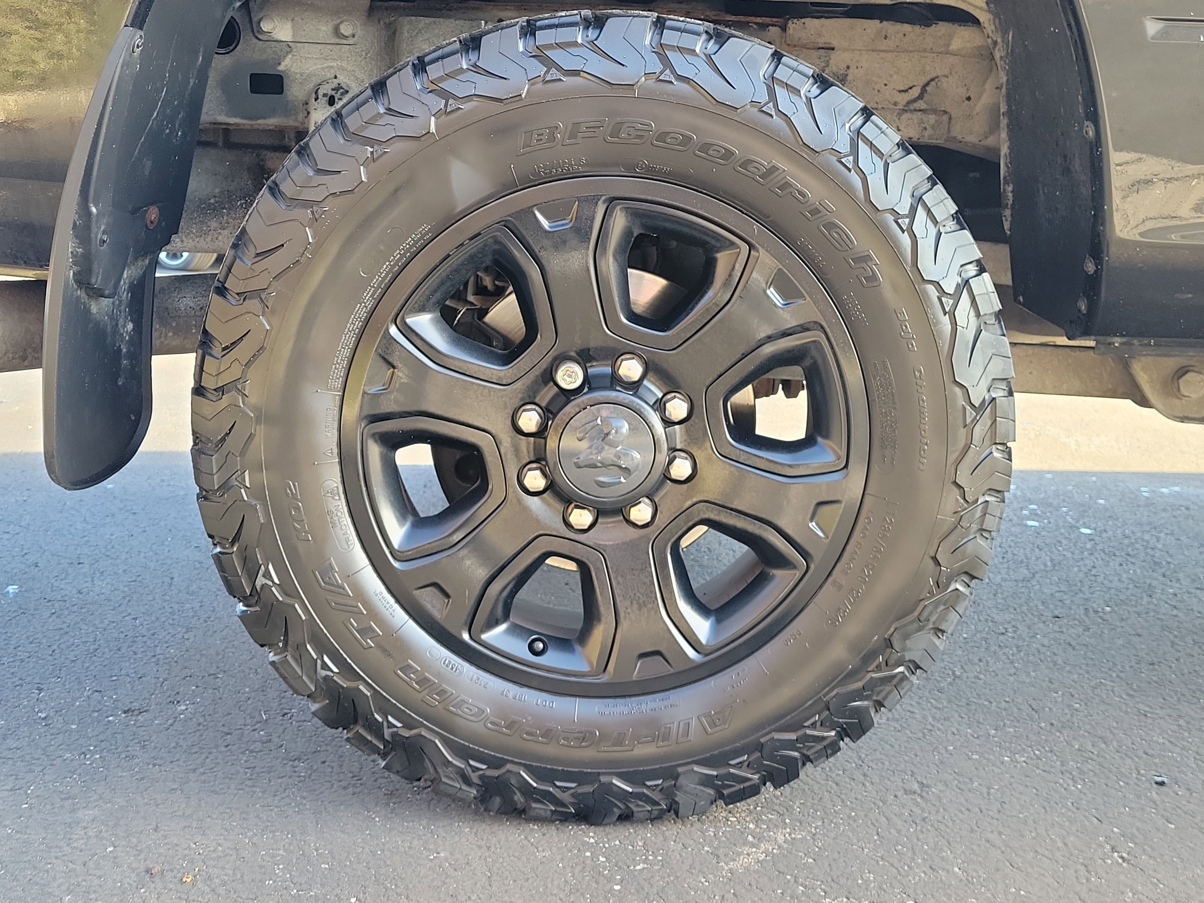 Used 2017 RAM 2500 Big Horn w/ Sport Appearance Group image 5