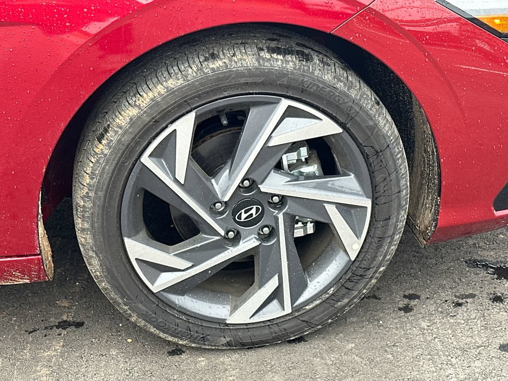 New 2025 Hyundai Elantra SEL FWD image 13
