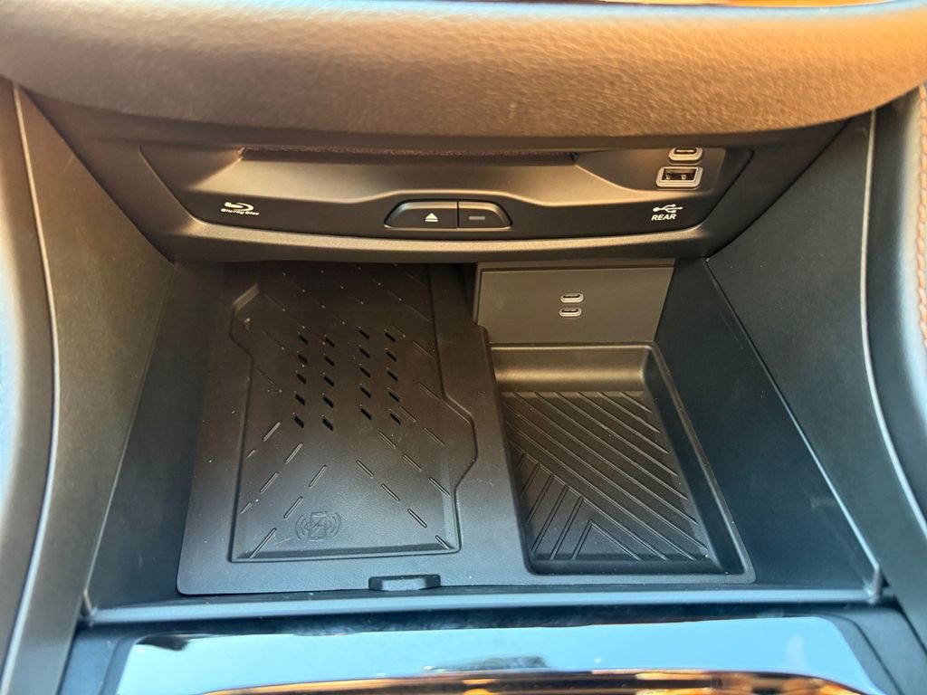 New 2026 Chrysler Pacifica Pinnacle image 27