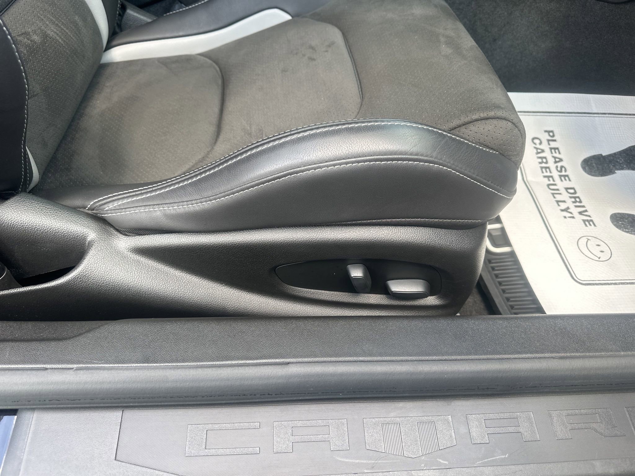 Used 2021 Chevrolet Camaro SS RWD image 16