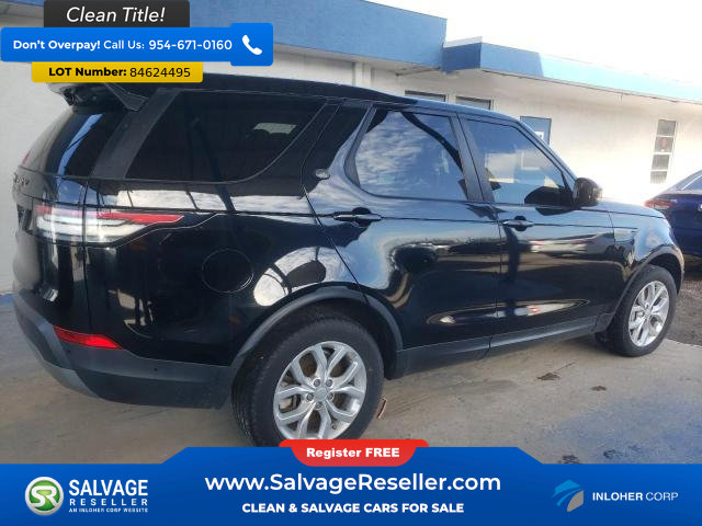 Used 2019 Land Rover Discovery SE image 4