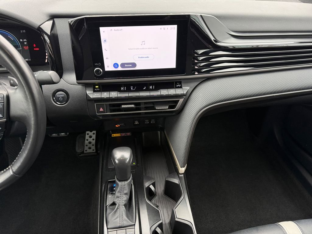 Certified 2025 Toyota Camry SE image 11