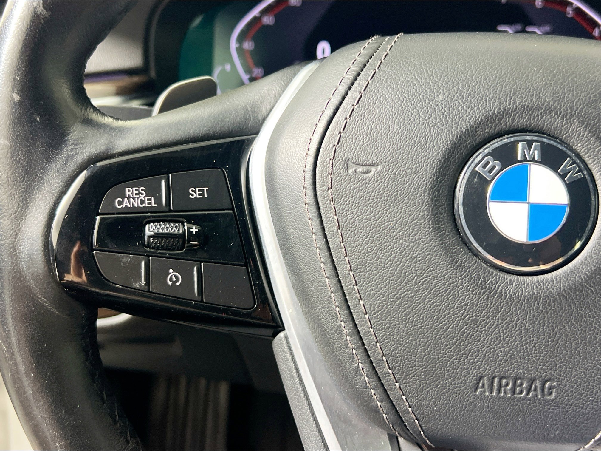 Used 2020 BMW 540i w/ Convenience Package image 18