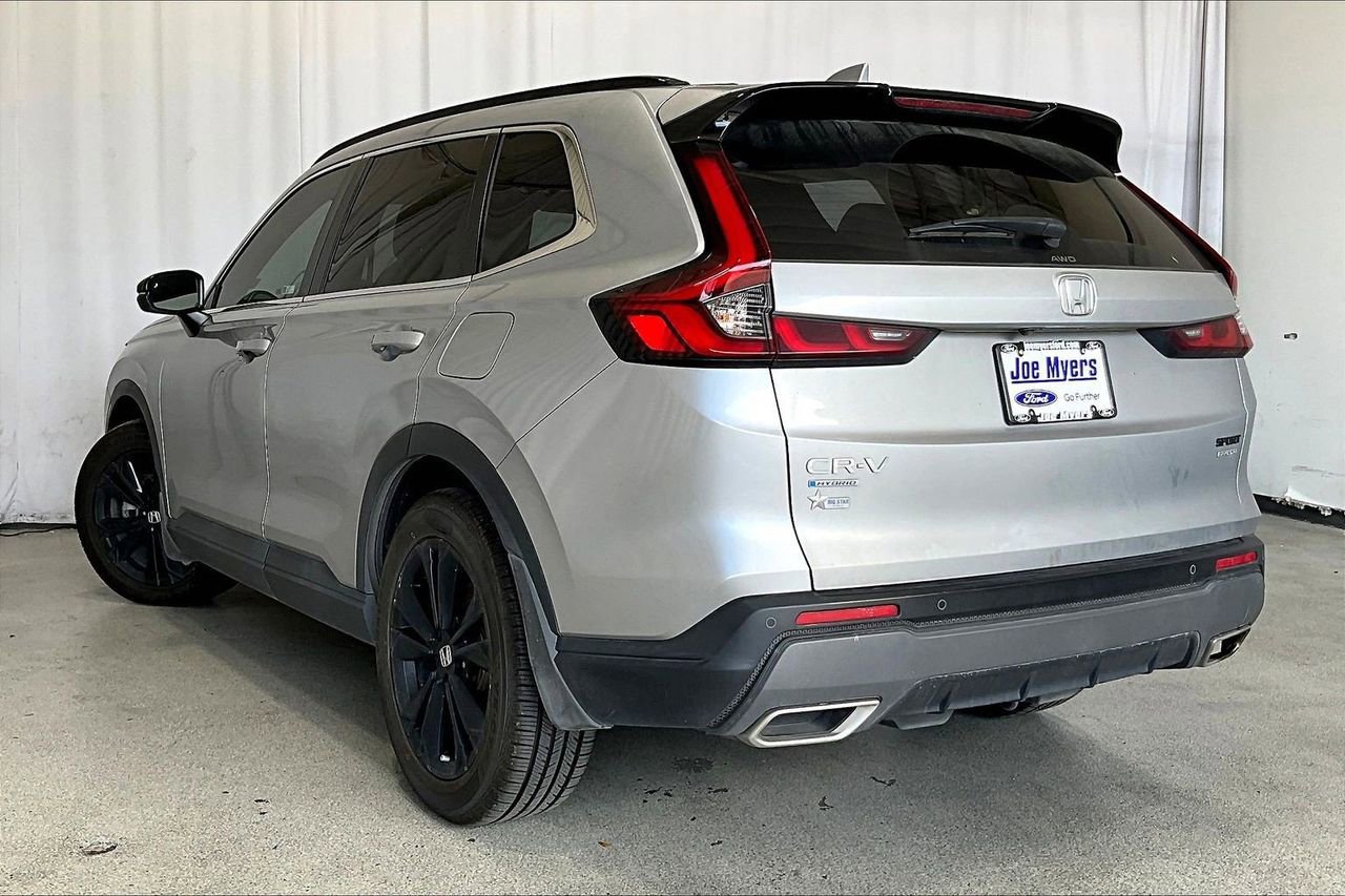 Used 2023 Honda CR-V Sport Touring image 5