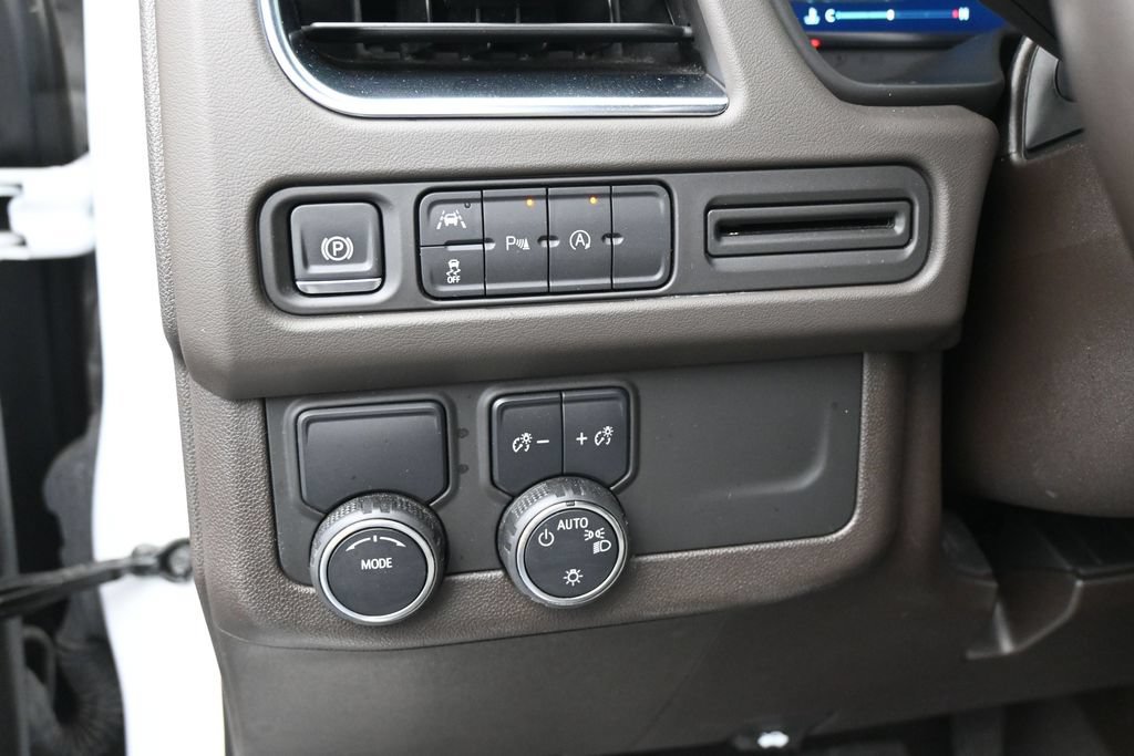 Used 2024 Chevrolet Tahoe LT RWD image 40
