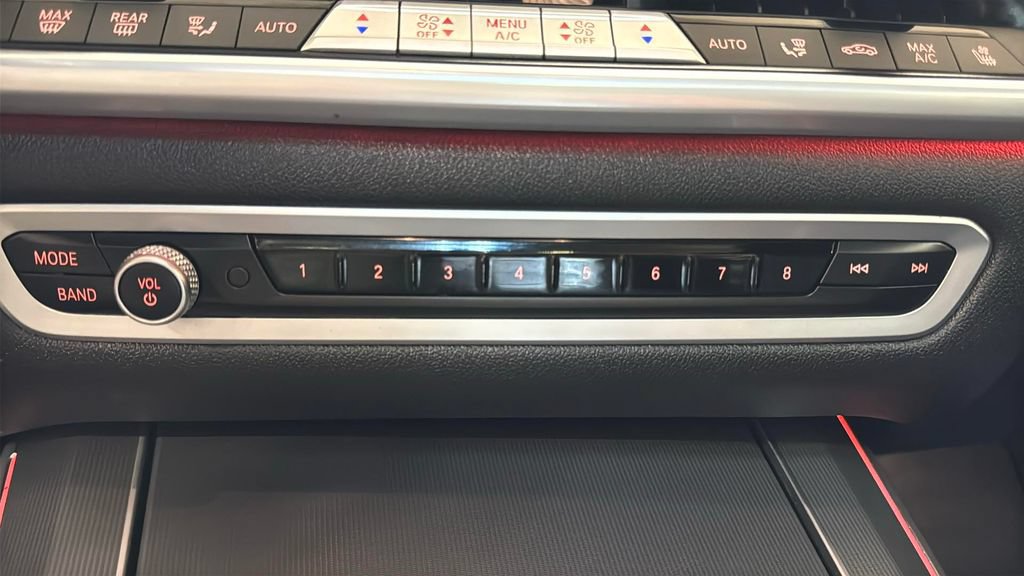 Used 2021 BMW X5 M50i w/ Executive Package AWD/4WD image 29