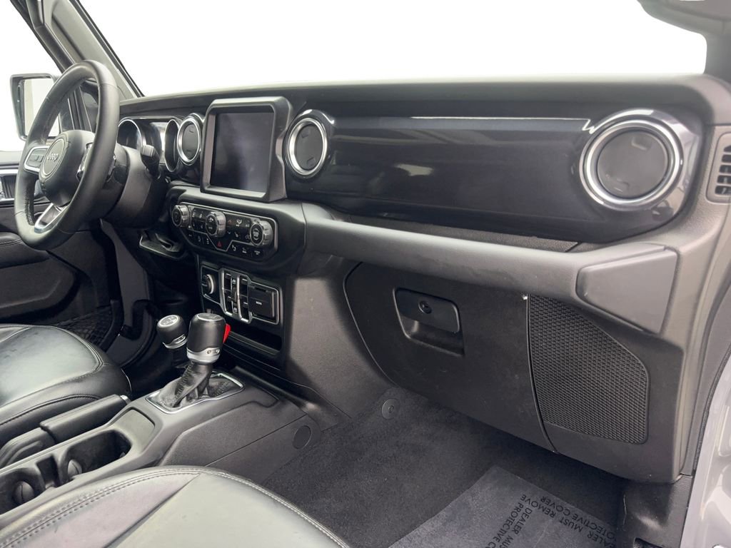 Used 2023 Jeep Wrangler Altitude image 51