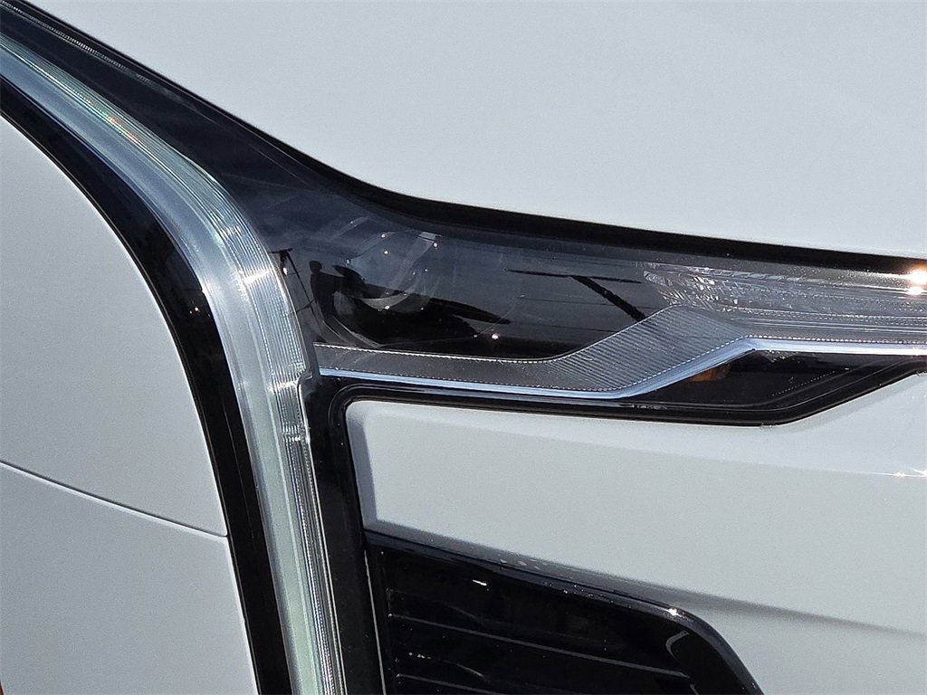 New 2025 Cadillac CT4 Sport image 8