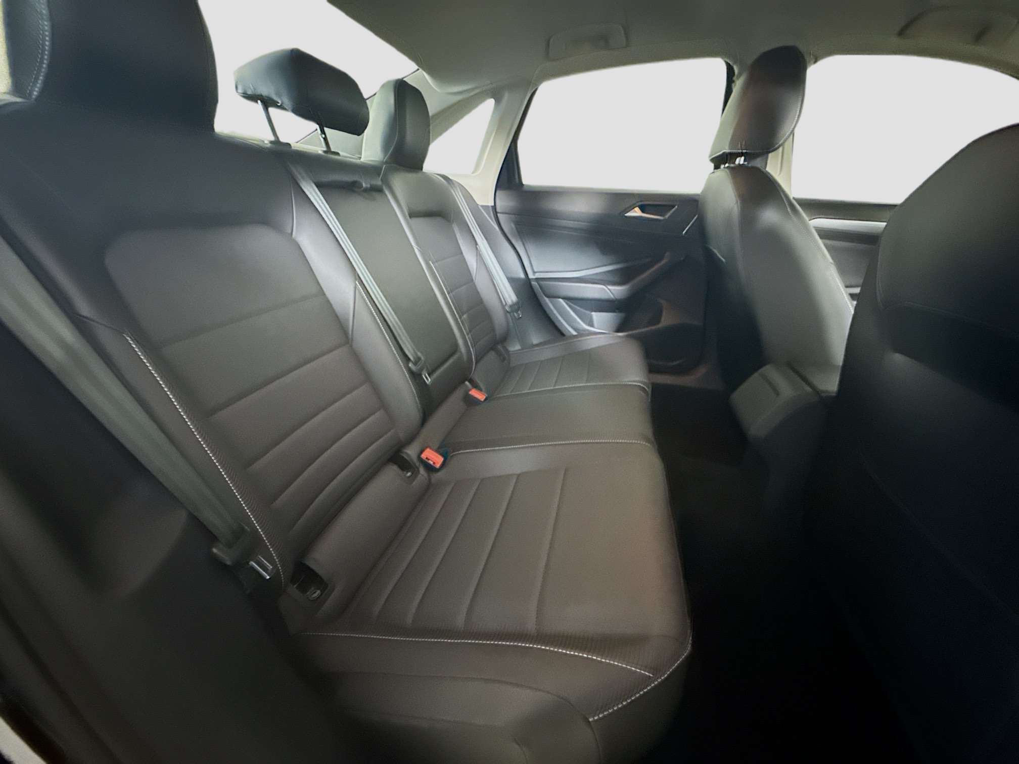 Used 2023 Volkswagen Jetta SE w/ Panoramic Sunroof Package FWD image 27