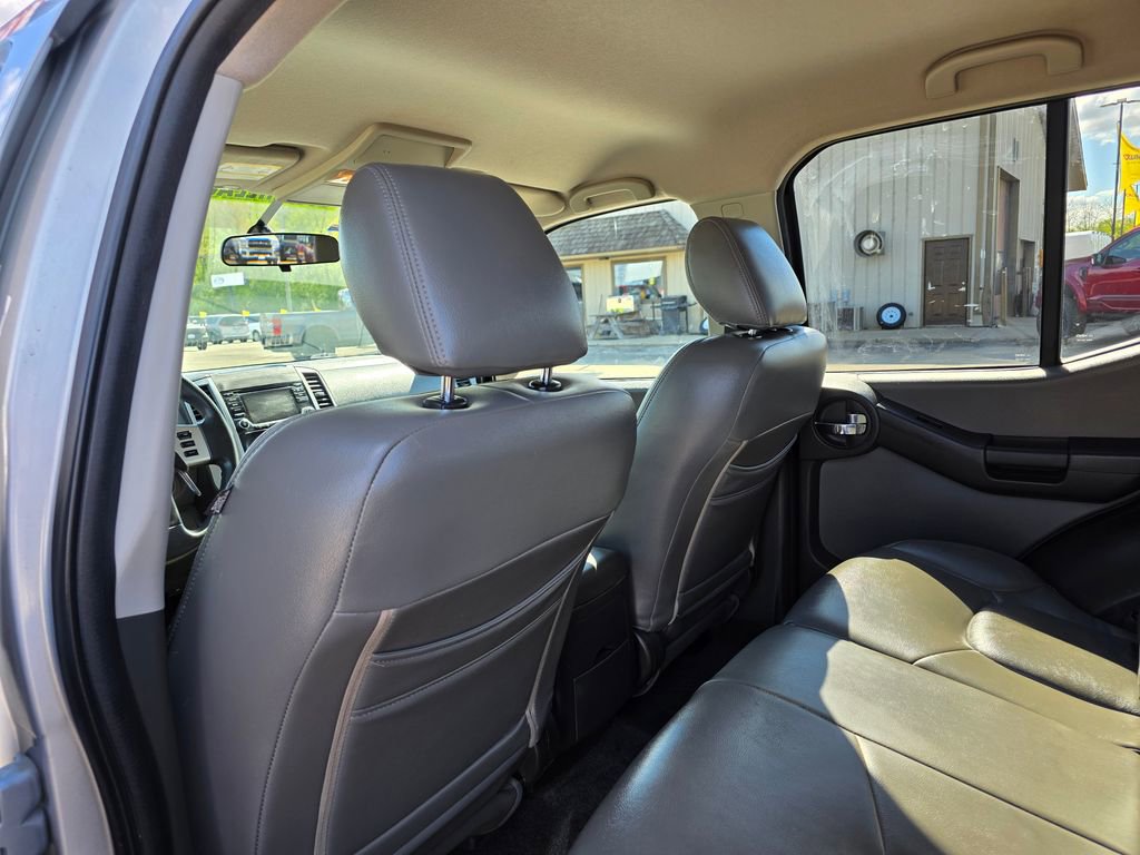 Used 2015 Nissan Xterra S AWD/4WD image 19