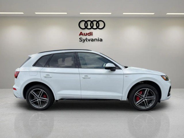 Certified 2025 Audi Q5 e Premium Plus w/ Premium Plus Package AWD/4WD image 8