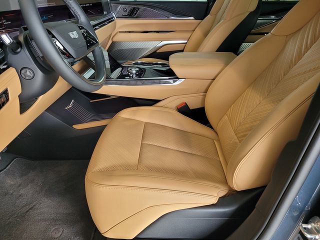 New 2025 Cadillac Escalade IQ Sport 2 w/ LPO, ONYX Package image 17
