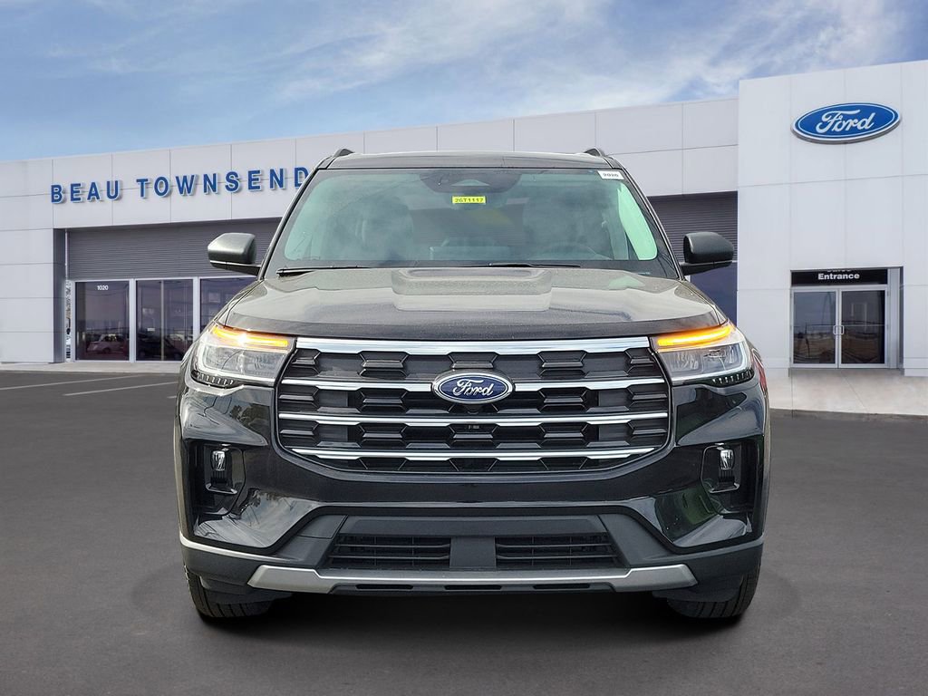 New 2026 Ford Explorer Active w/ Active Comfort Package image 2