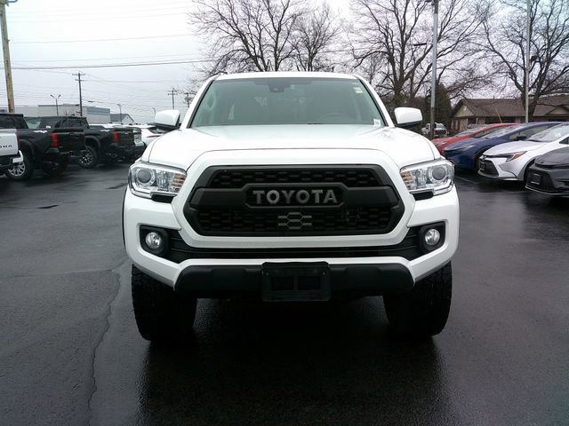 Used 2022 Toyota Tacoma SR5 AWD/4WD image 7