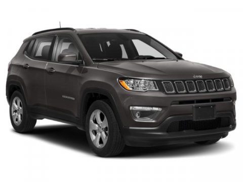 Used 2018 Jeep Compass Latitude w/ Popular Equipment Group image 9