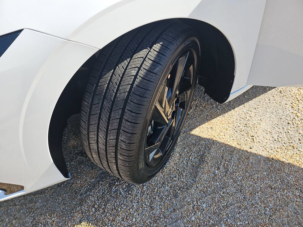 New 2026 Hyundai Elantra SEL Sport Premium FWD image 34