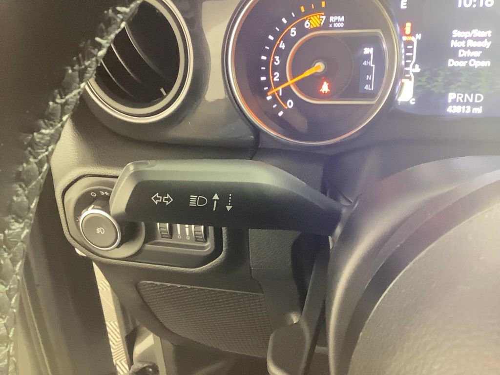 Used 2021 Jeep Wrangler Unlimited Sport image 20