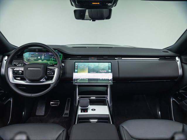 New 2026 Land Rover Range Rover Long Wheelbase SE AWD/4WD image 19