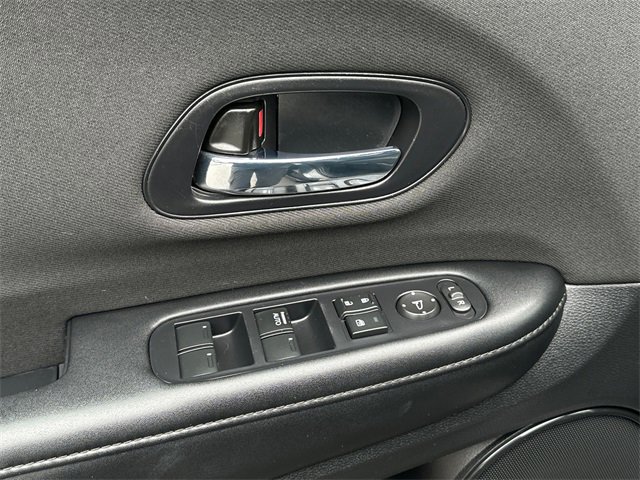 Used 2021 Honda HR-V Sport image 16