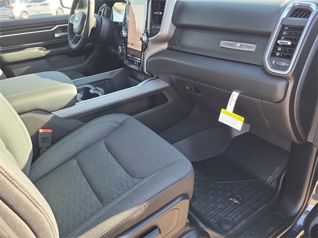 New 2026 RAM 1500 4x4 Crew Cab image 25