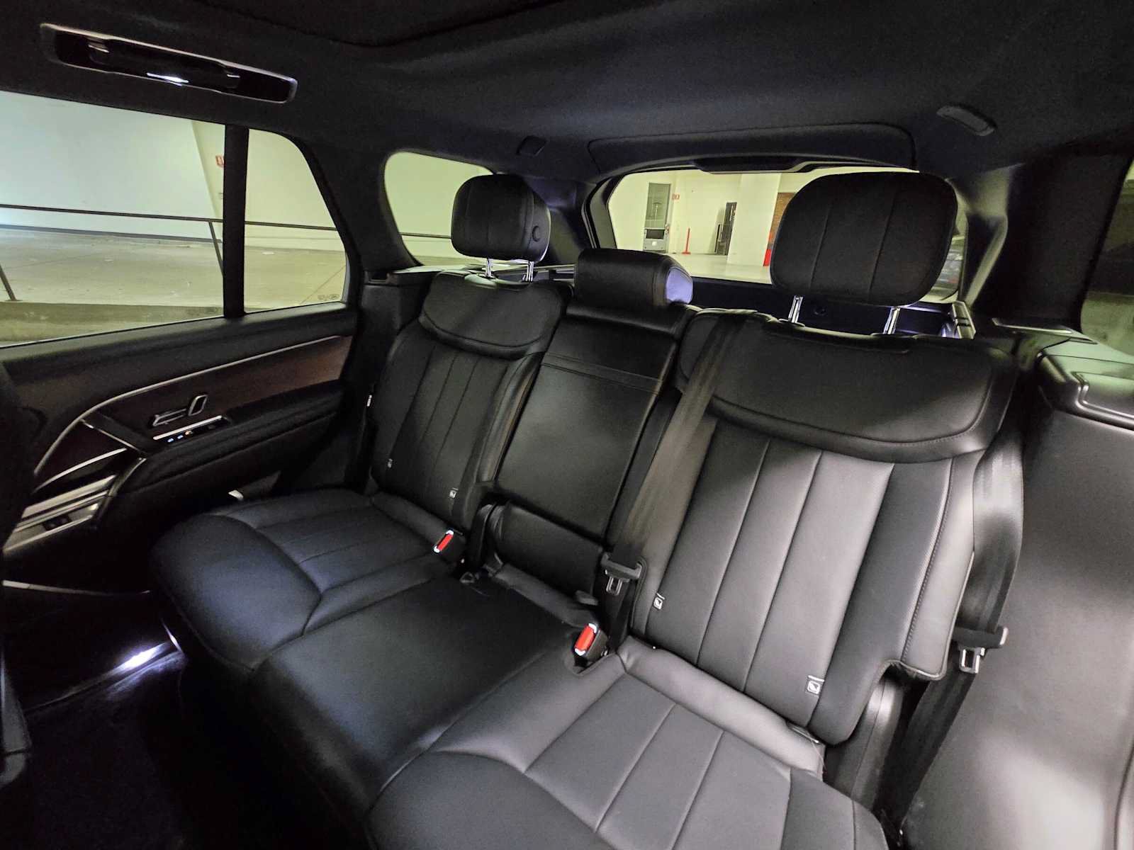 Used 2023 Land Rover Range Rover SE AWD/4WD image 16
