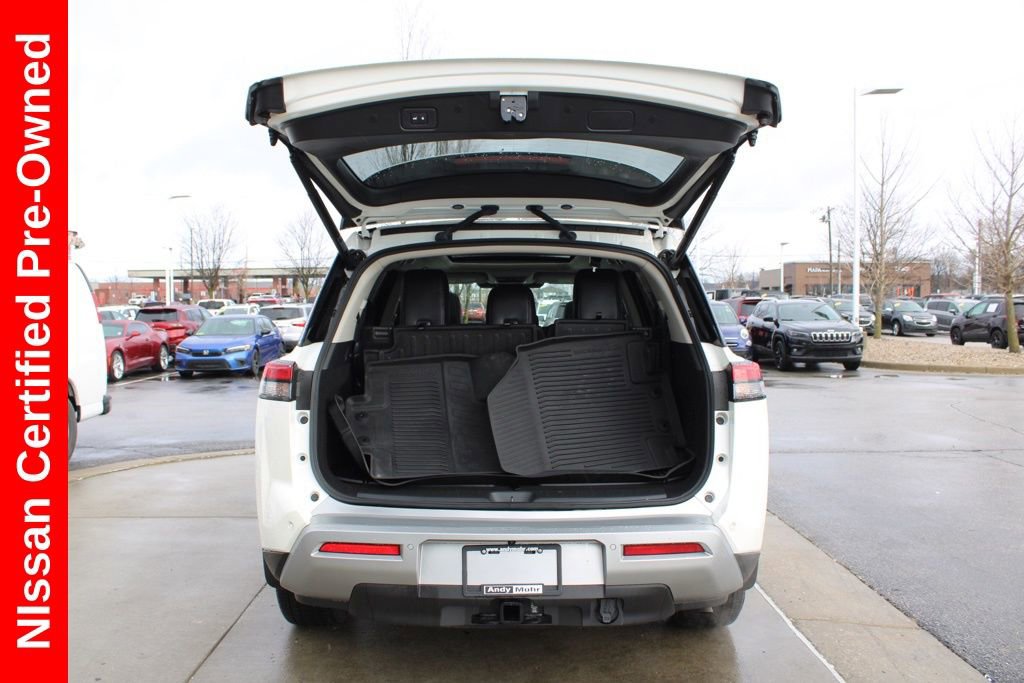 Certified 2024 Nissan Pathfinder Platinum w/ Cargo Package image 11