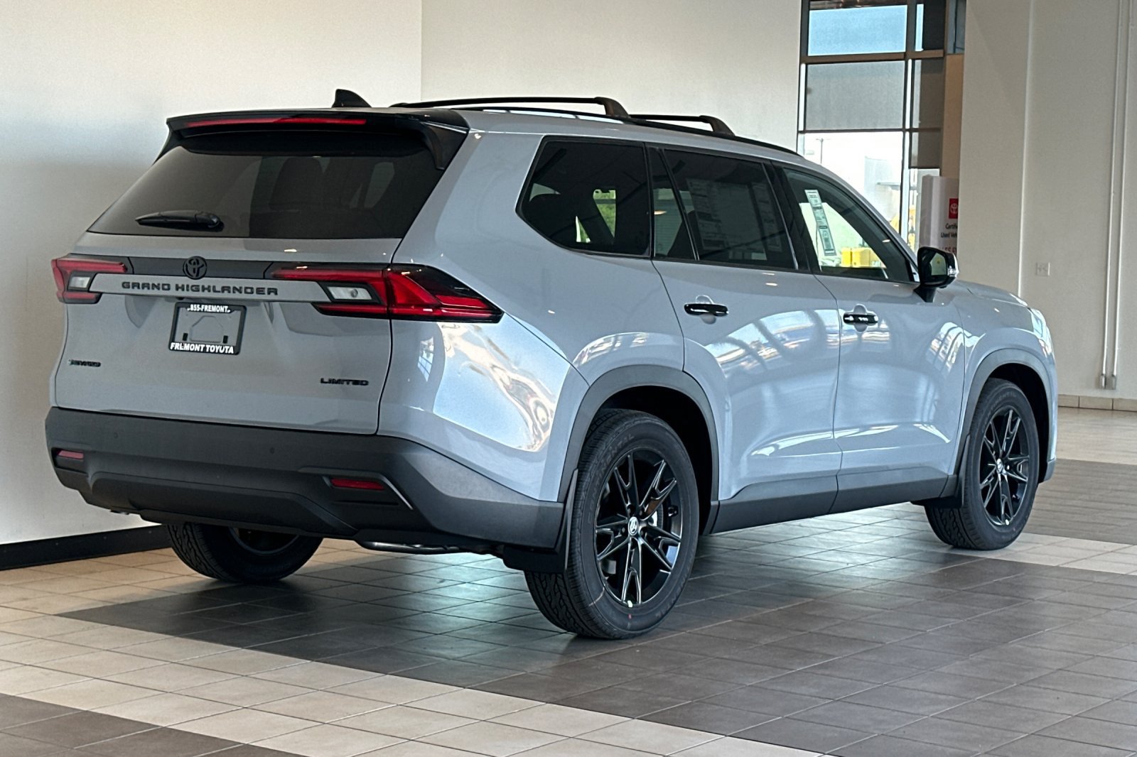 New 2026 Toyota Grand Highlander AWD Hybrid image 4