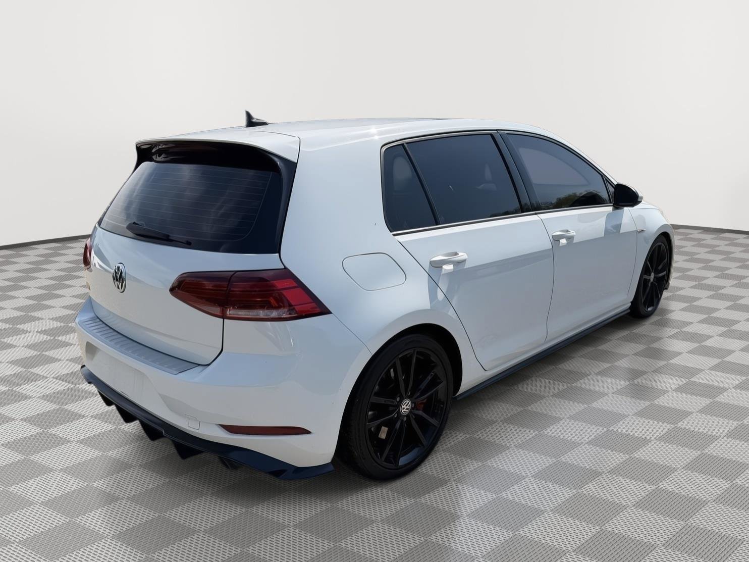 Used 2019 Volkswagen GTI SE w/ SE Experience Package FWD image 5