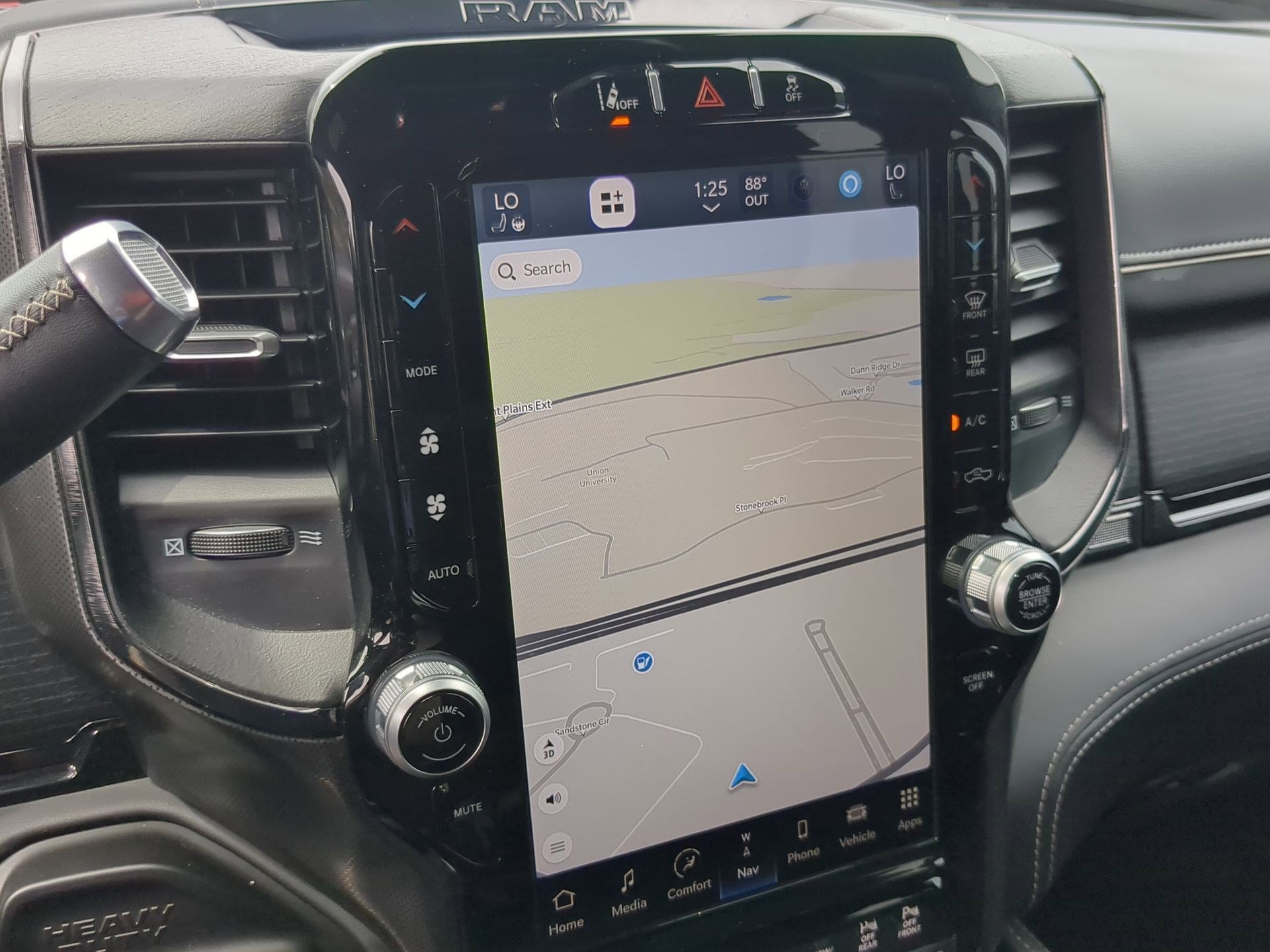 Used 2024 RAM 2500 Limited image 17