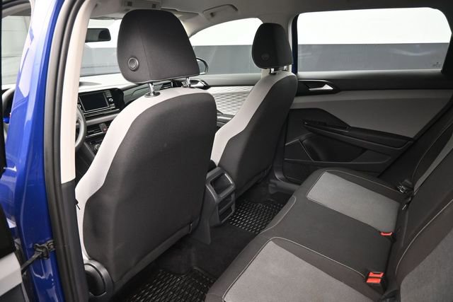 Used 2022 Volkswagen Taos S FWD image 2