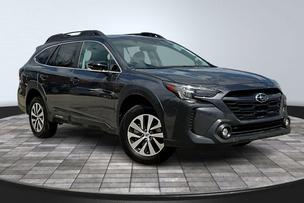 Used 2025 Subaru Outback Premium w/ Popular Package #1A image 3