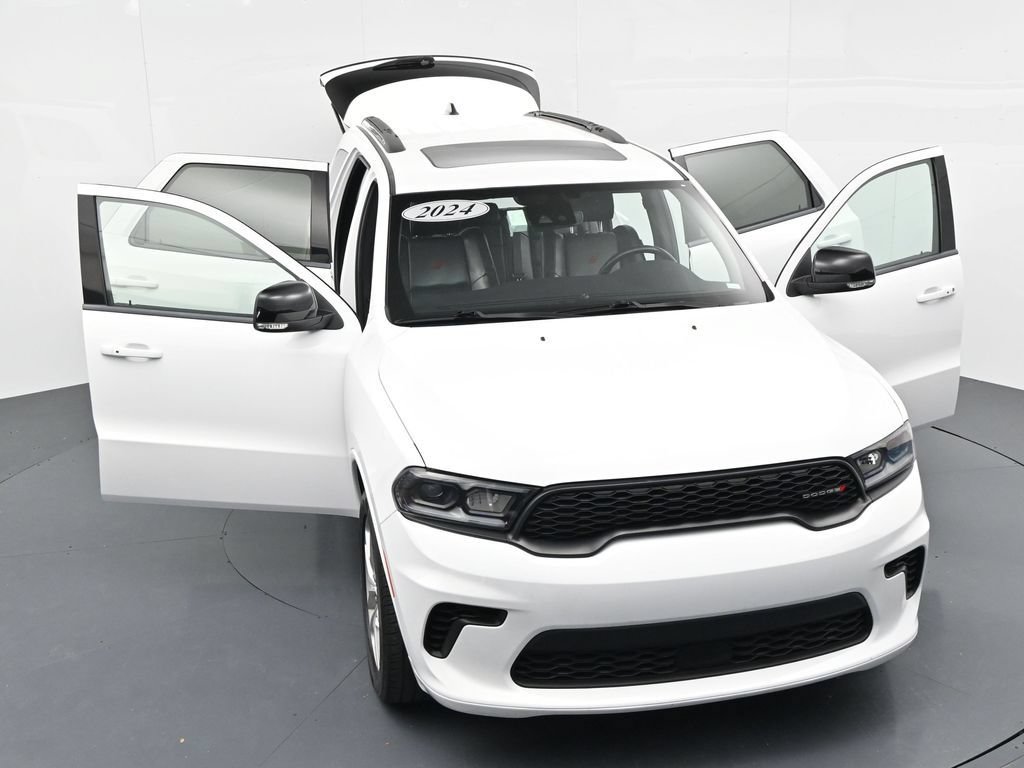Used 2024 Dodge Durango GT RWD image 18