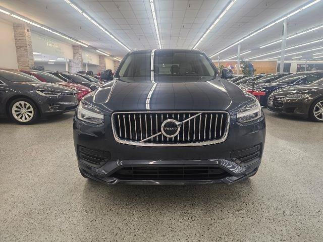 Used 2021 Volvo XC90 T5 Momentum w/ Climate Package AWD/4WD image 2