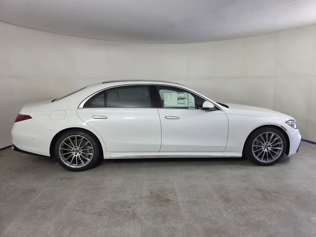 New 2026 Mercedes-Benz S 580 4MATIC Sedan image 3