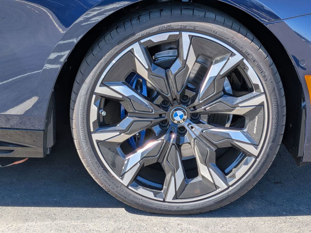 New 2026 BMW 530i w/ M Sport Package image 24