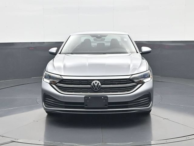 Used 2024 Volkswagen Jetta S FWD image 2
