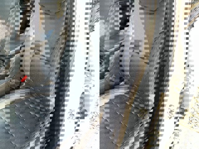 Used 2022 Chevrolet Bolt EUV LT w/ Convenience Package image 20