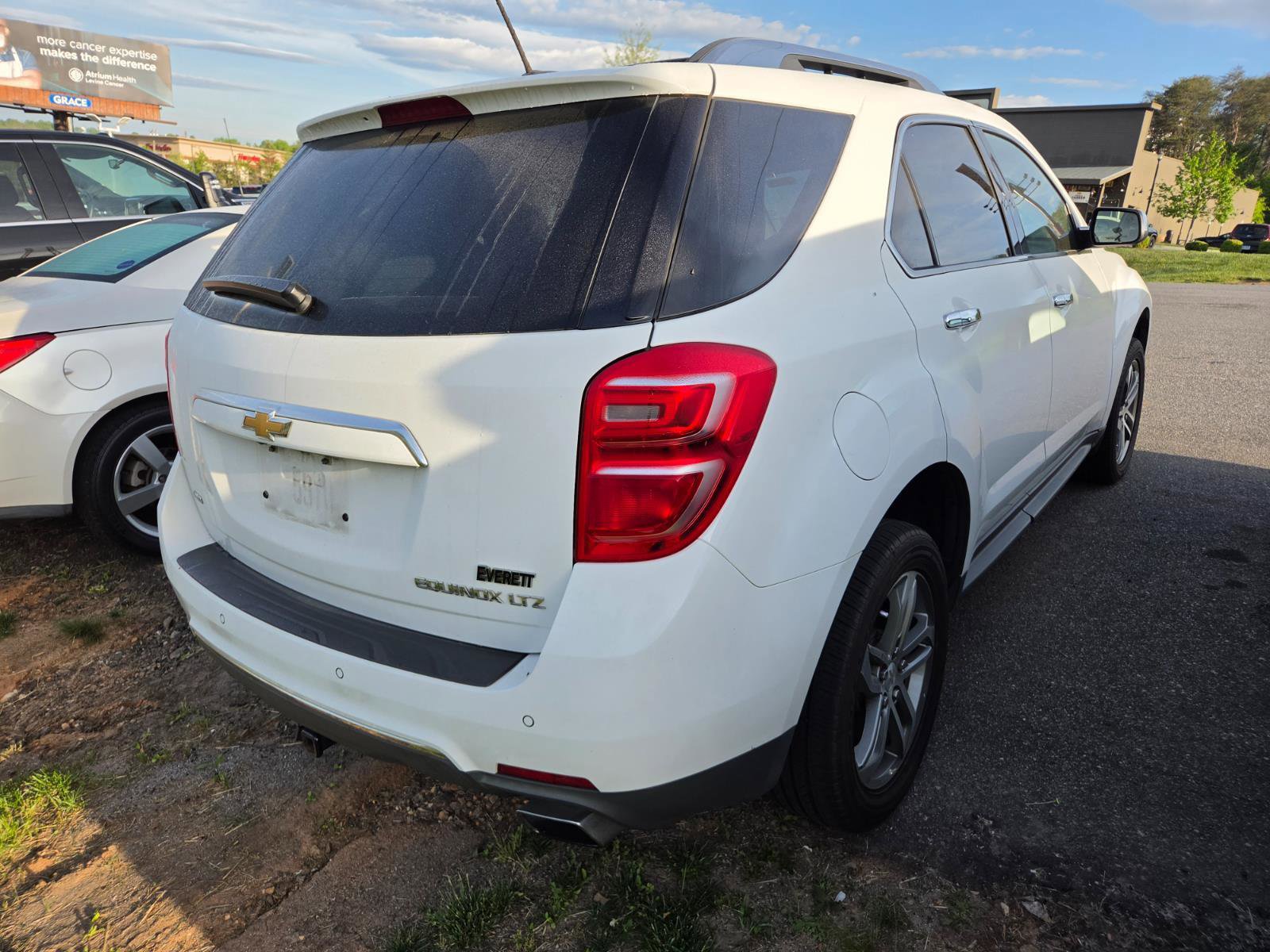 Used 2016 Chevrolet Equinox LTZ w/ Enhanced Convenience Package image 5