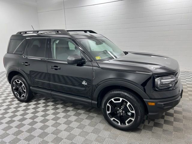 Used 2023 Ford Bronco Sport Outer Banks AWD/4WD image 4