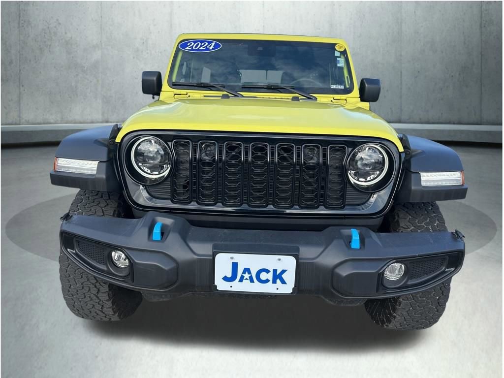 Used 2024 Jeep Wrangler Unlimited AWD/4WD image 11