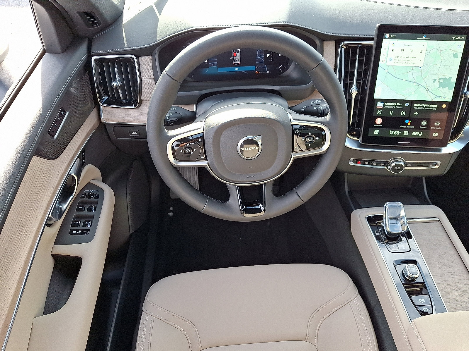 New 2026 Volvo XC90 B6 Plus w/ Protection Package Premier image 7