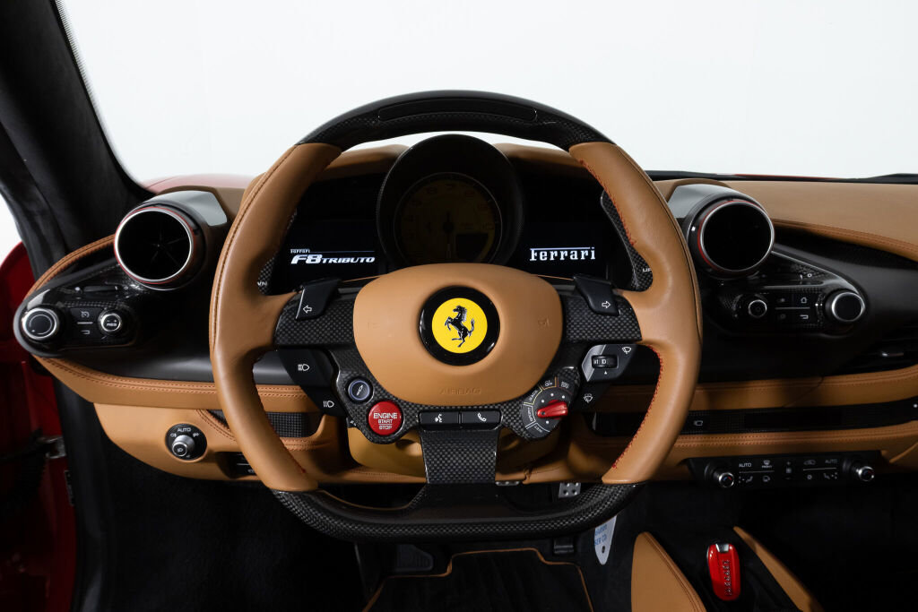 Used 2022 Ferrari F8 Tributo image 31