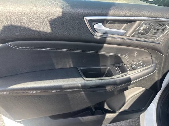 Used 2023 Ford Edge Titanium AWD/4WD image 25