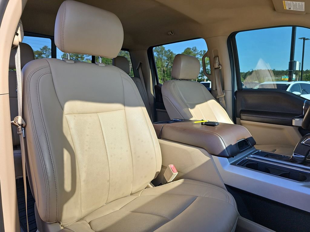 Used 2020 Ford F150 Lariat w/ Max Trailer Tow Package image 13