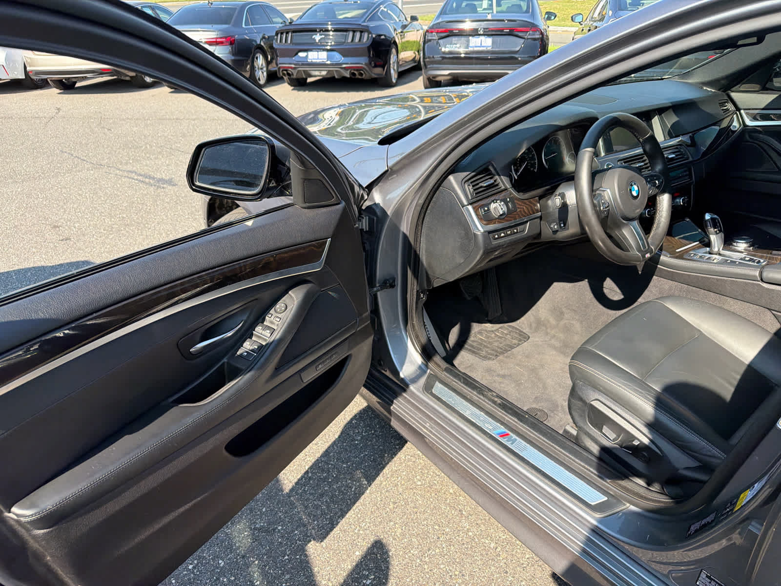 Used 2015 BMW 528i xDrive Sedan AWD/4WD image 7