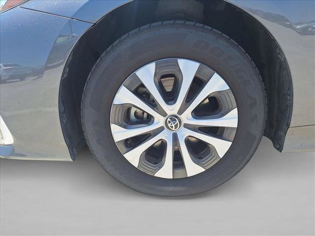 Used 2022 Toyota Prius Prime XLE FWD image 20