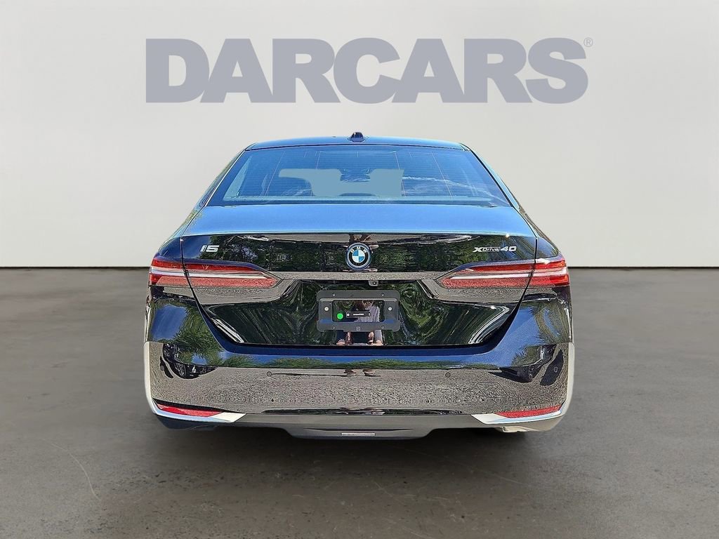 Used 2025 BMW i5 xDrive40 image 5